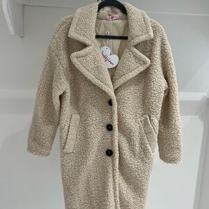 New, never/worn Teddy coat